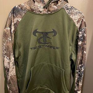 Camo sweatshirt